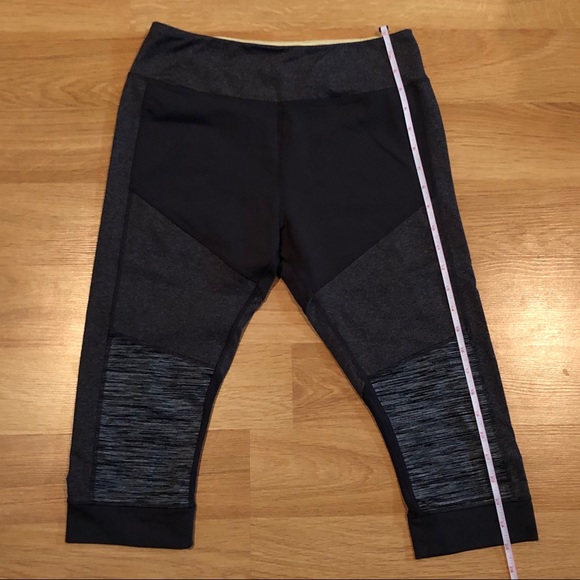 KYODAN Capri workout pants gray & black zipper Med - Picture 5 of 8
